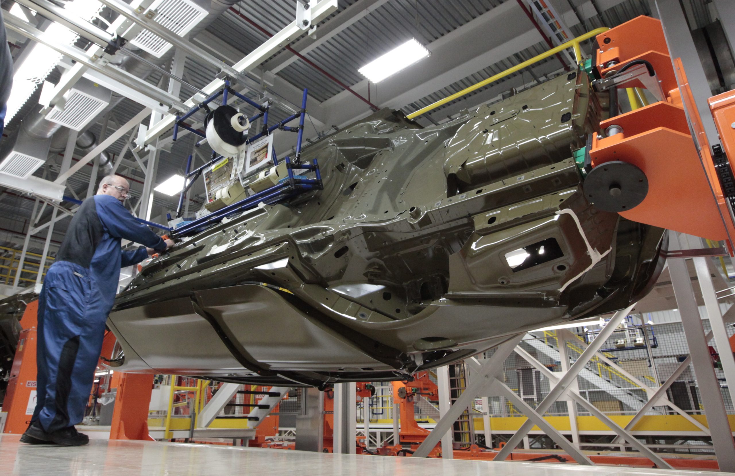 US factory orders up record 10.5 percent in July
