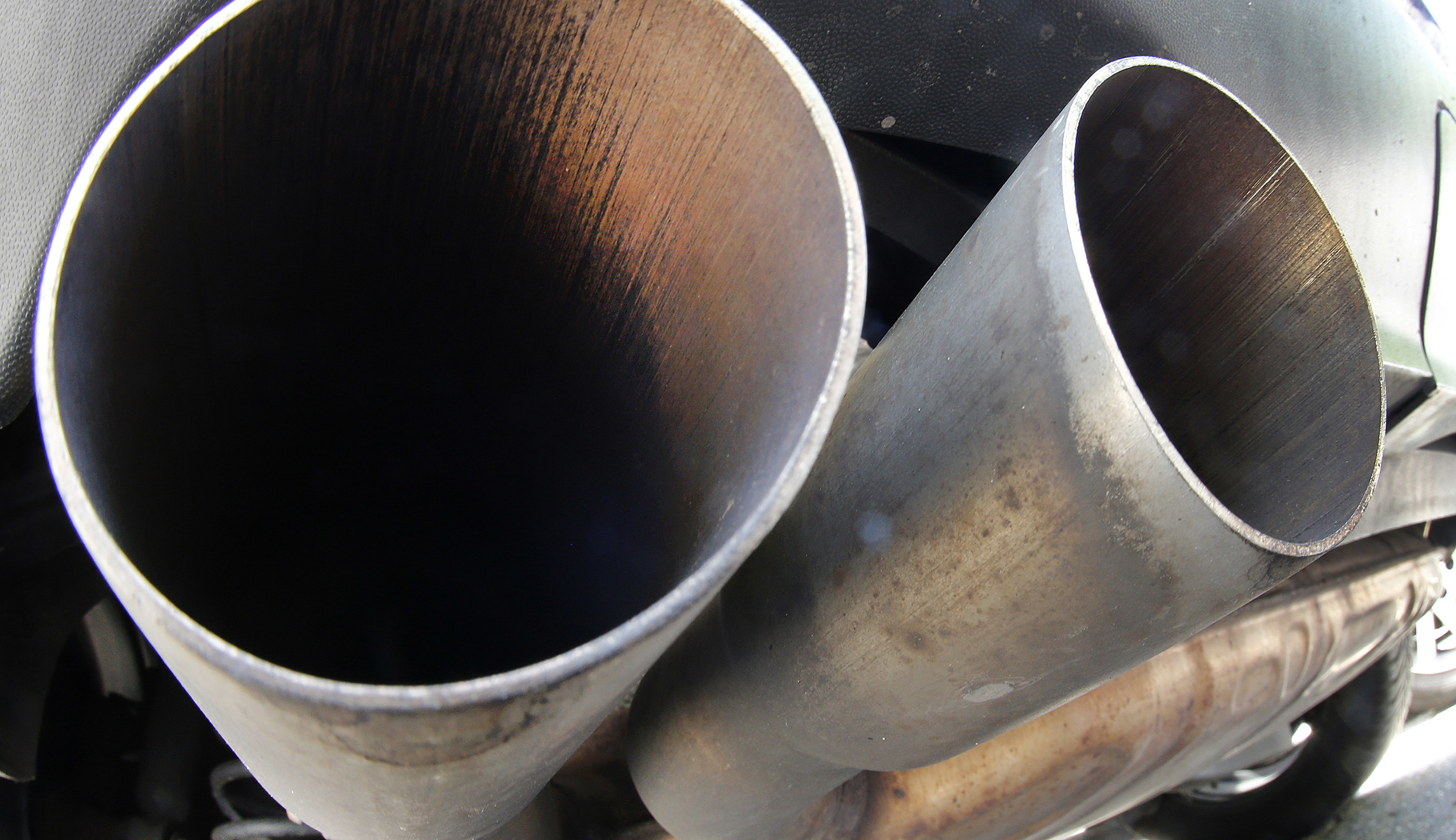 Trump’s transition chiefs urge him to stay the course on auto rollback