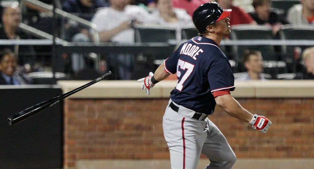 Dickey done in by Nats as punchless Mets lose 5-3