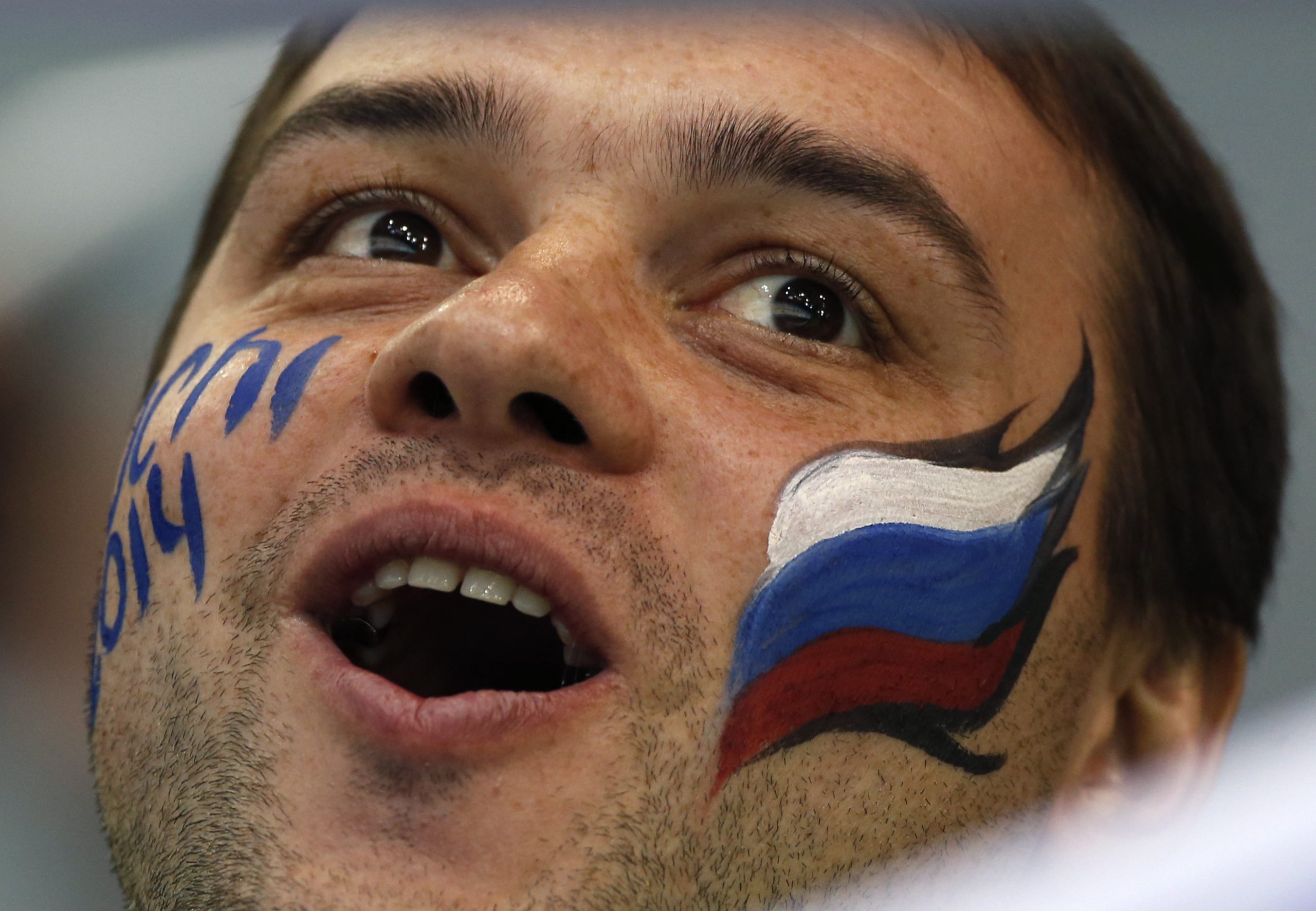 Sochi faces issue of empty seats, atmosphere