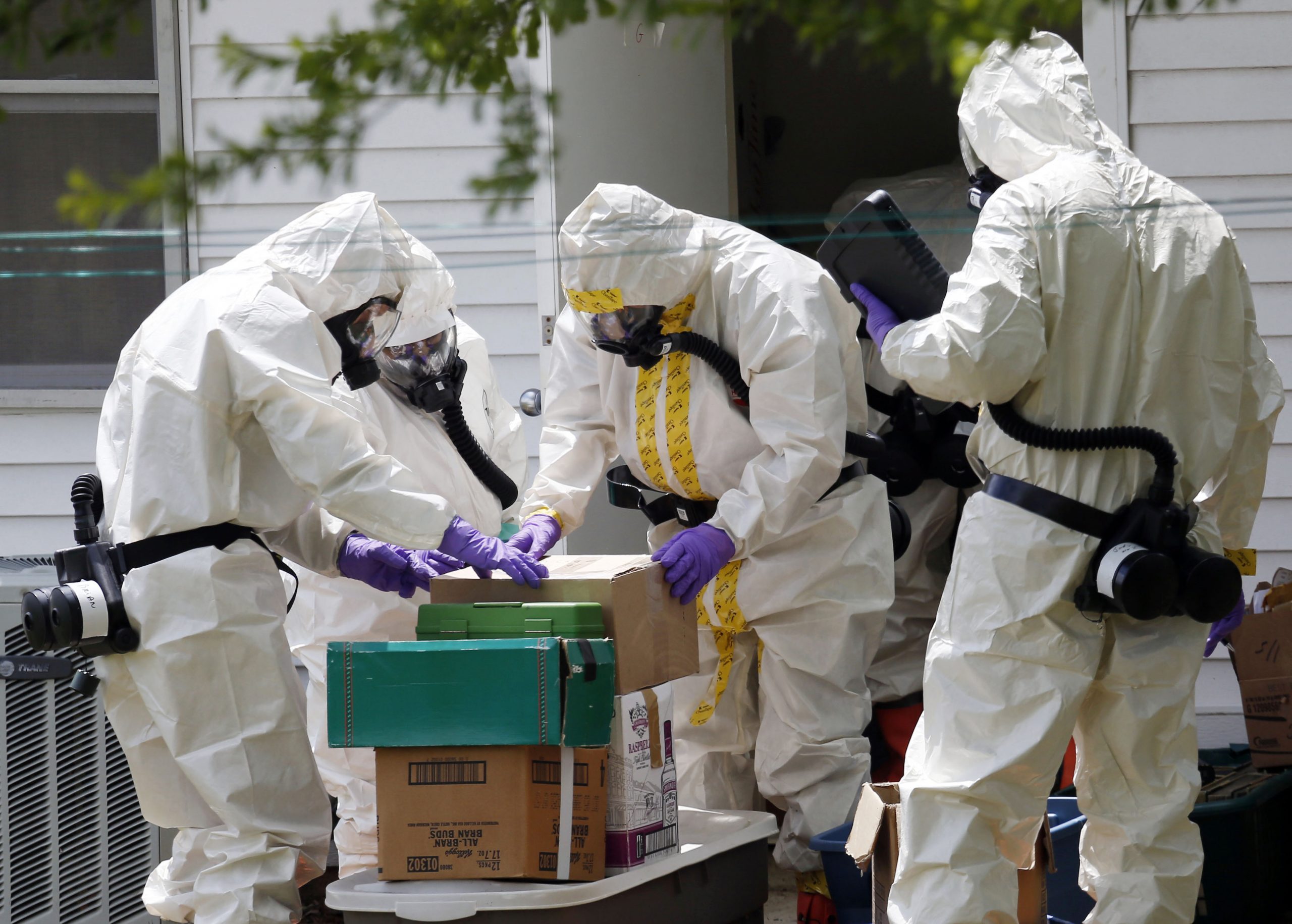 Attorney: Ricin suspect was released on bond