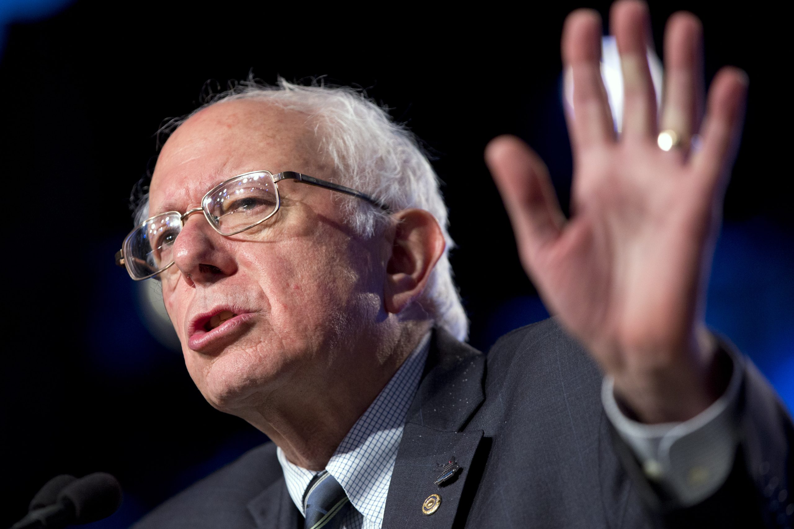 Sanders plans legislation to expand Medicare