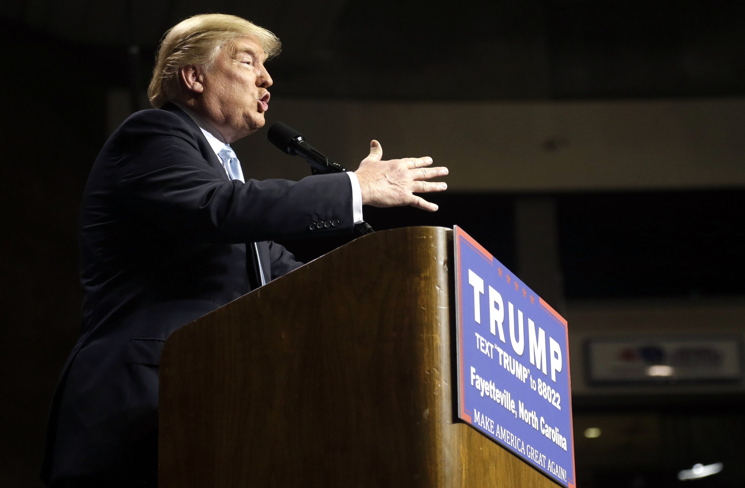 Poll: Trump captures early votes in Ariz., Rubio plummets