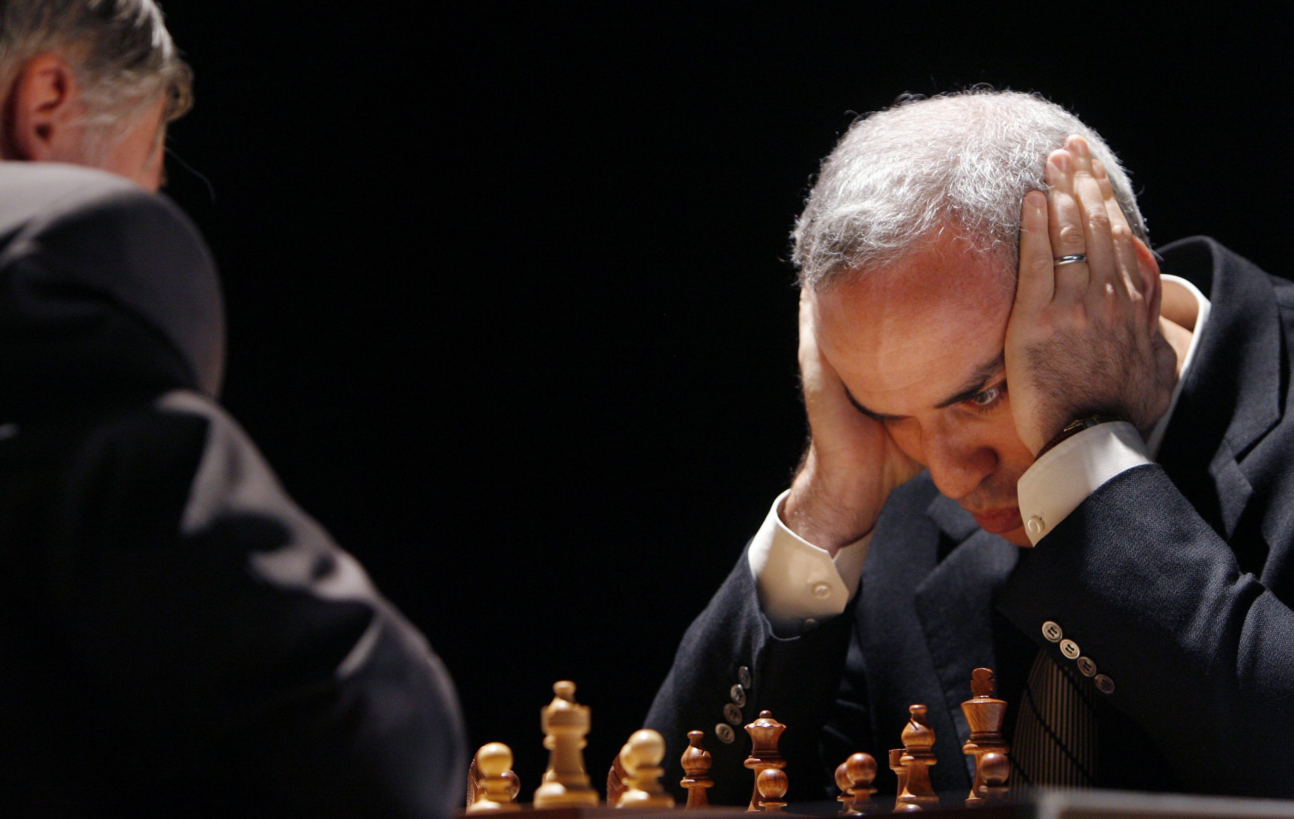 Kasparov bid fails as chess body’s boss re-elected