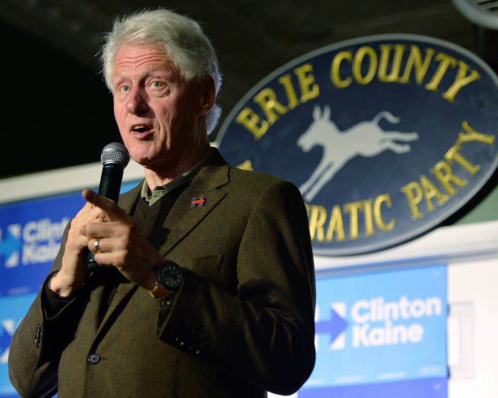 Liberal columnist: Bill Clinton in the White House an ‘uncomfortable situation’