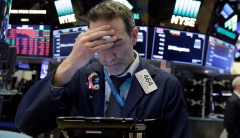 S&P 500 closes out worst month since start of pandemic