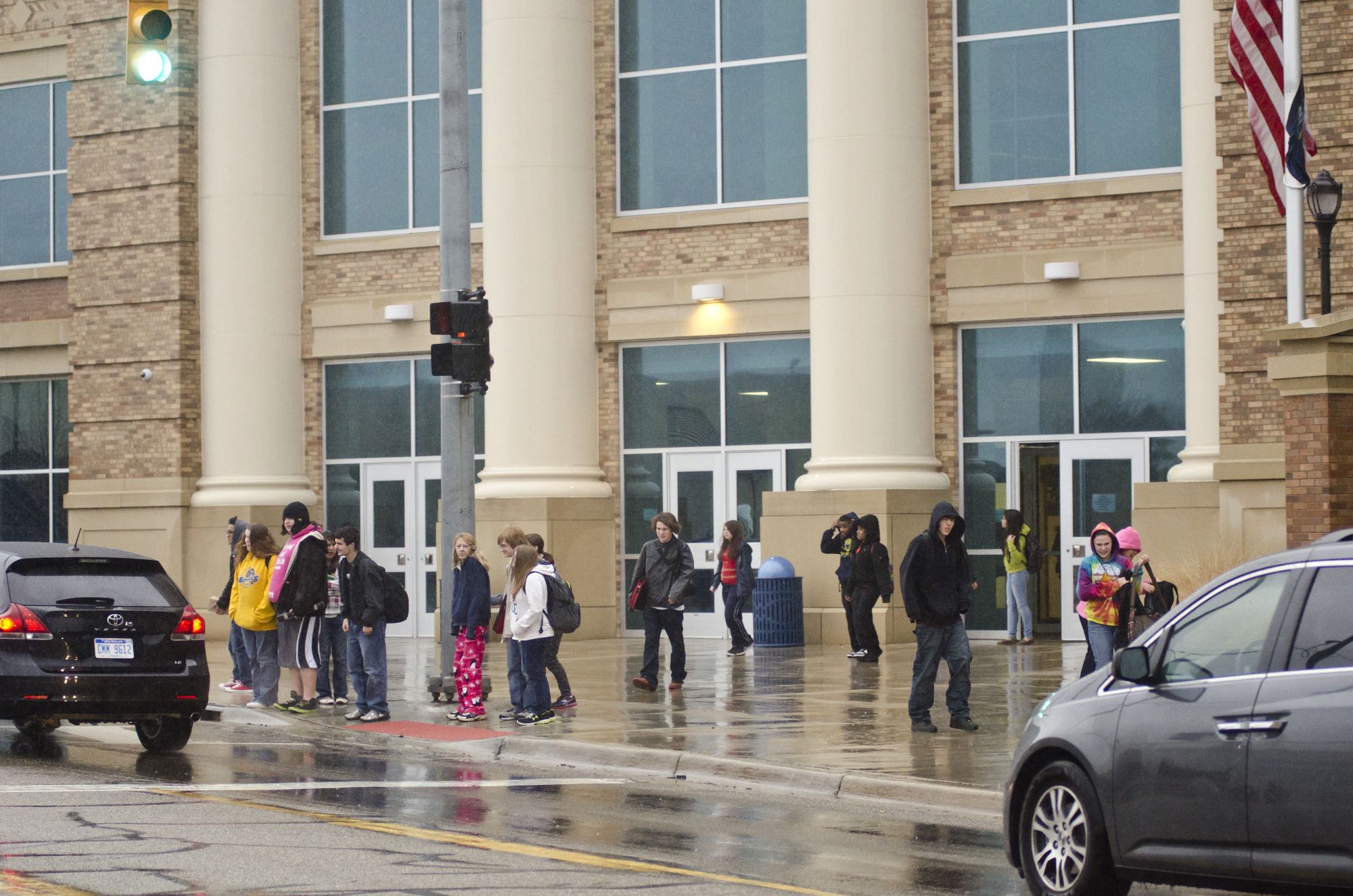 Dozens of Mich. schools close amid threats, rumors