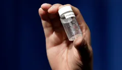Powerful opioid easy to buy online, Congress finds