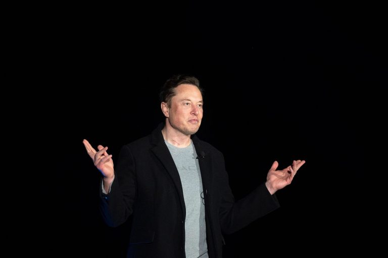 Elon Musk predicts humans will be on Mars before 2030