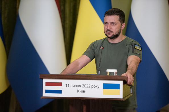 Zelensky travels to oversee first grain exports since Russian invasion