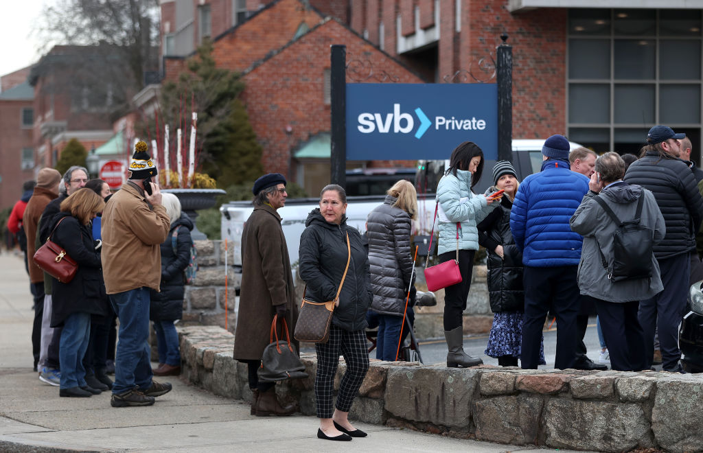 SVB collapse: FDIC extends deadline for bidding on failed bank
