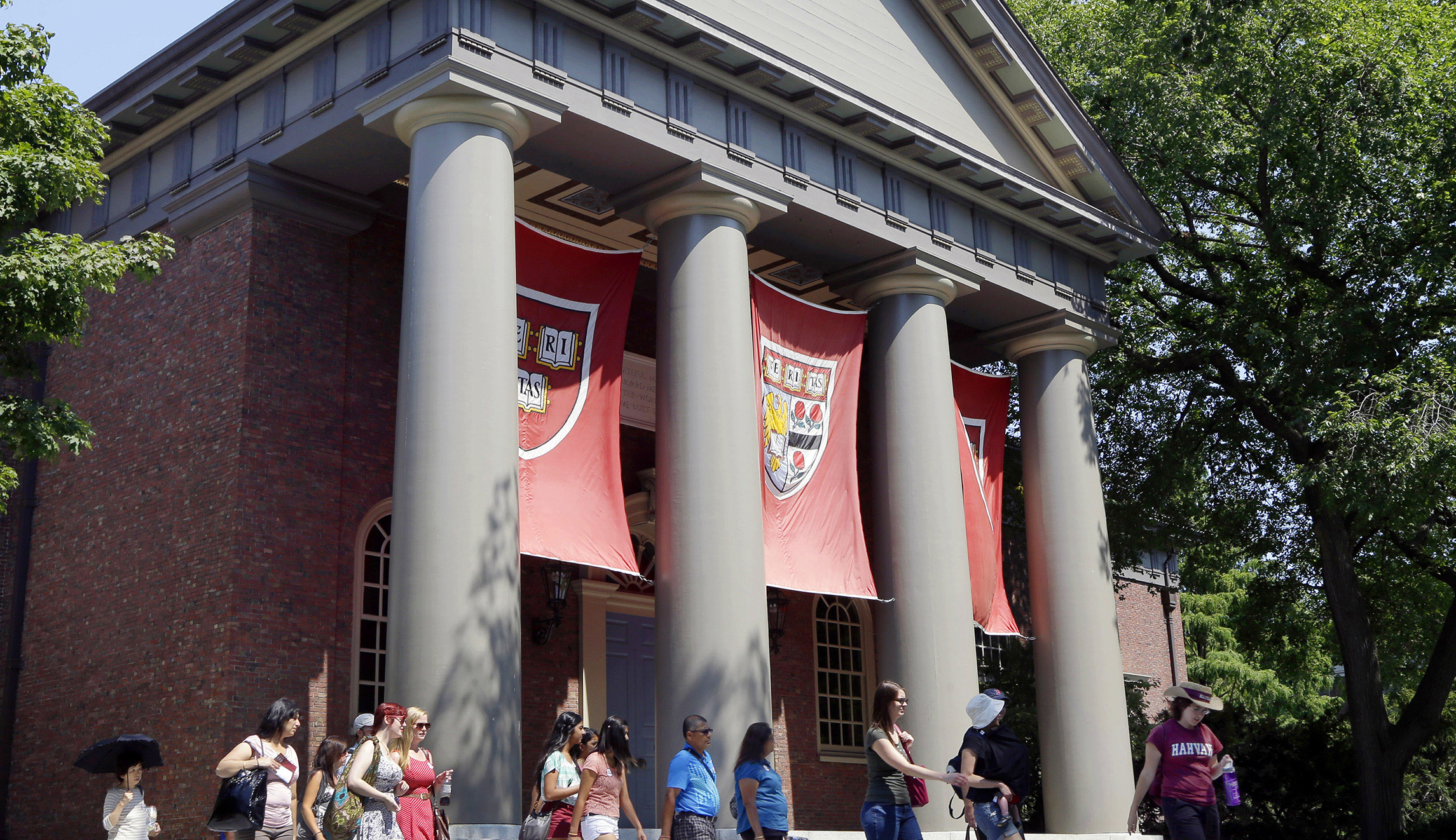 Harvard student association funds pro-affirmative action protest at Supreme Court