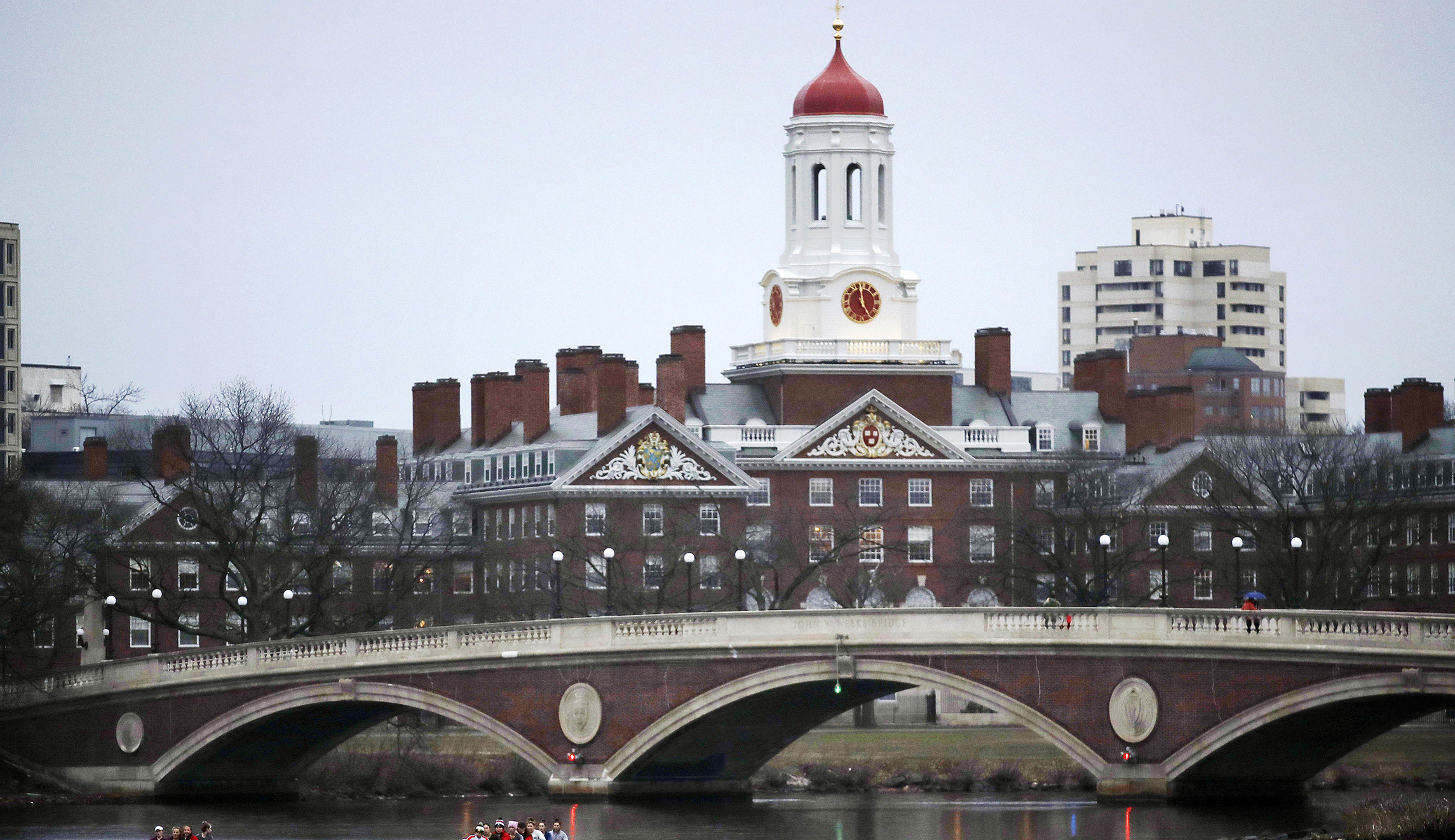 Harvard is a massive tax-preferred hedge fund that keeps outsiders on the outside