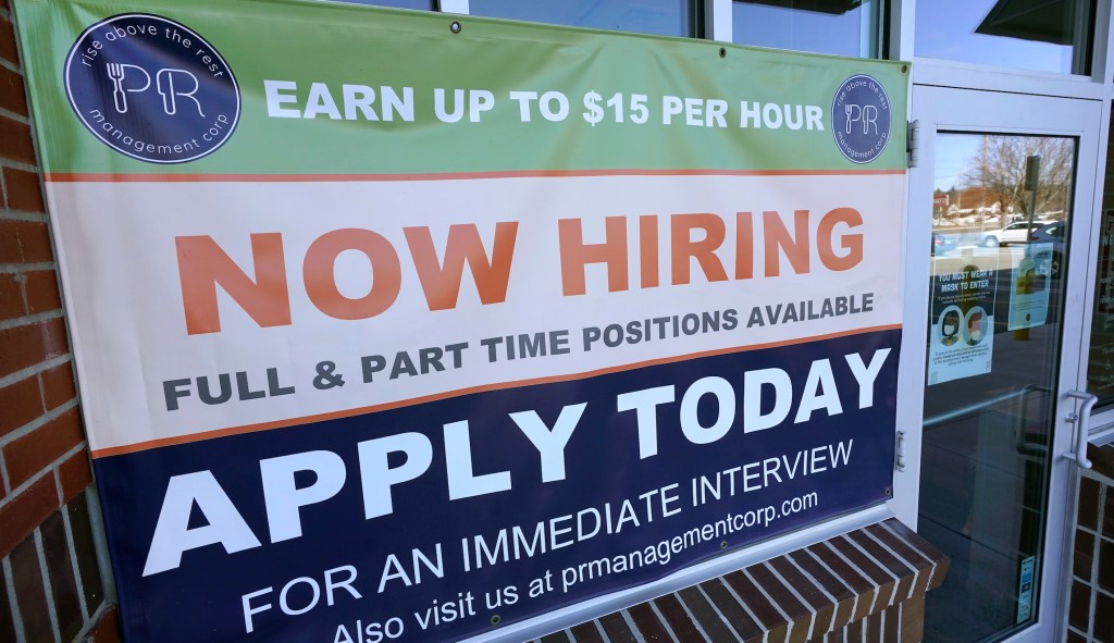 Small business optimism slips due to labor shortage