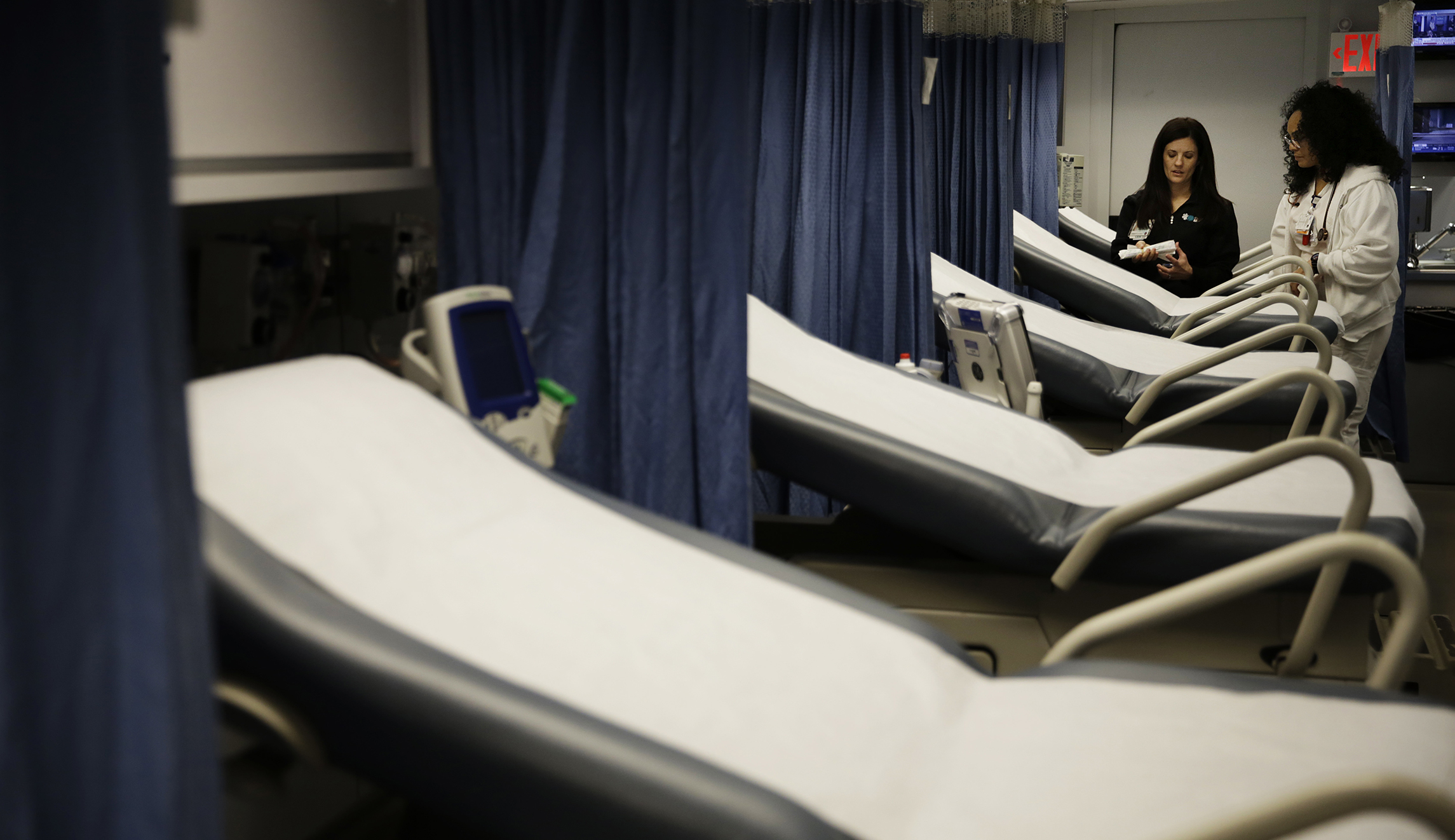 Hospitals to post prices online under new Trump administration rule