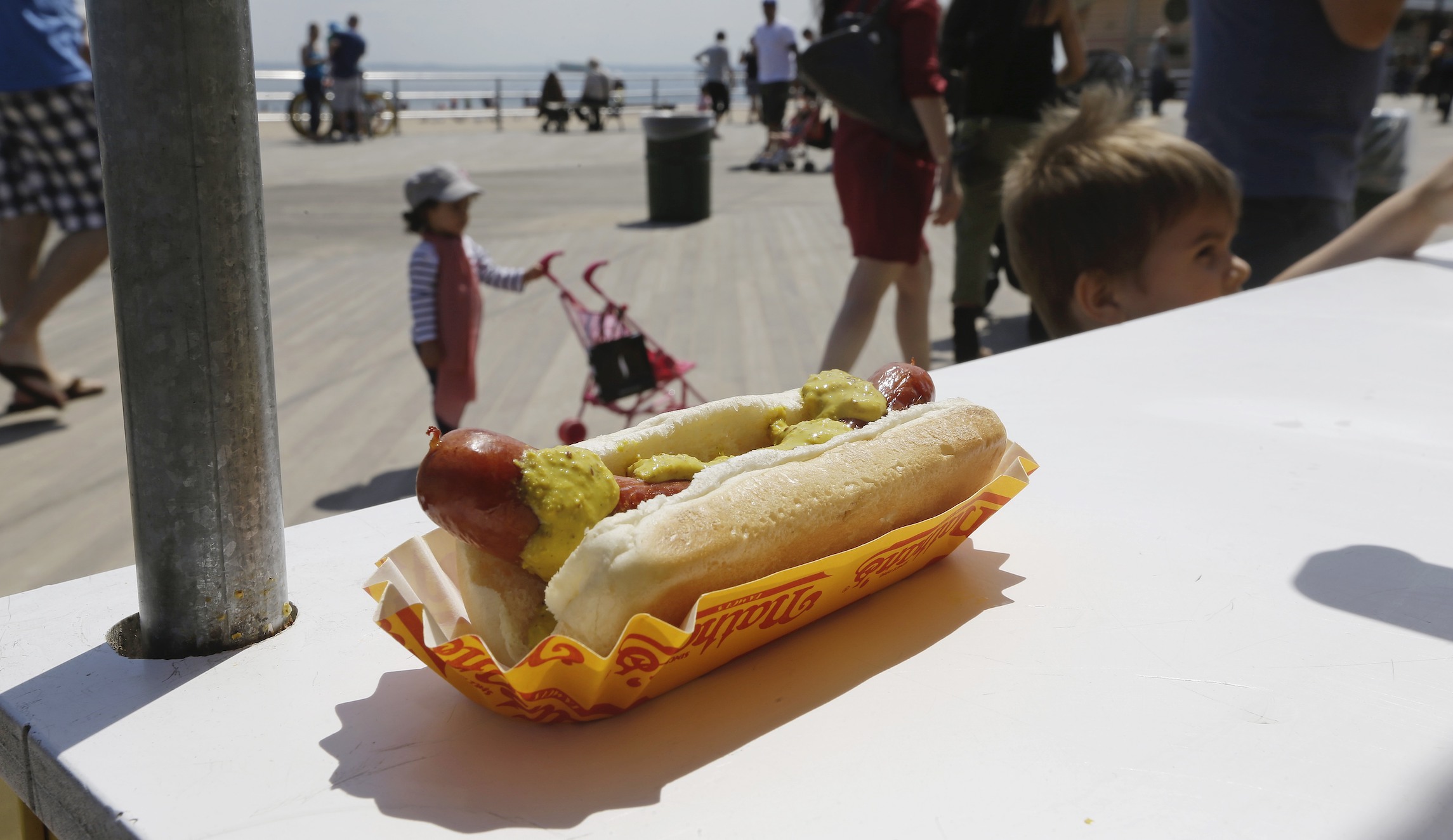End of debate: A hot dog is a sandwich