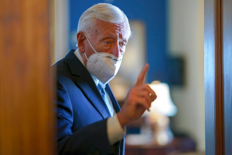 Top House Democrat echoes Biden in questioning legitimacy of midterm election results