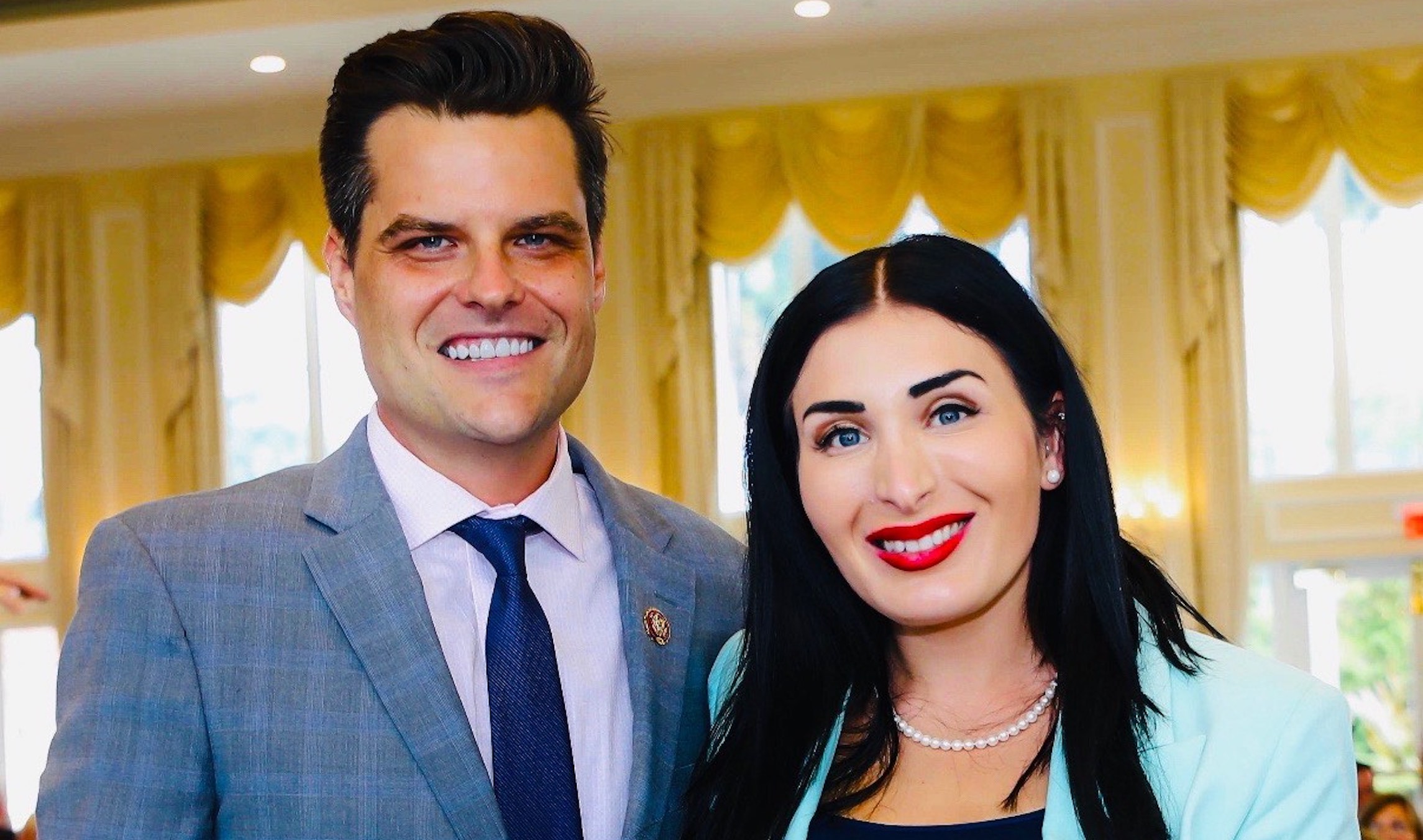 Trump owns QAnon & Laura Loomer’s Islamophobia