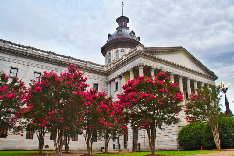 Bill to give South Carolina teachers a pay bump advances in Senate