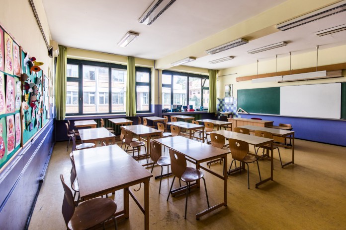 Iowa bill would notify parents if students request change in which gender pronouns they identify with