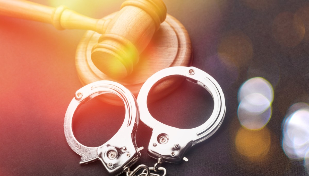 10 injured in New York City shooting outside laundromat