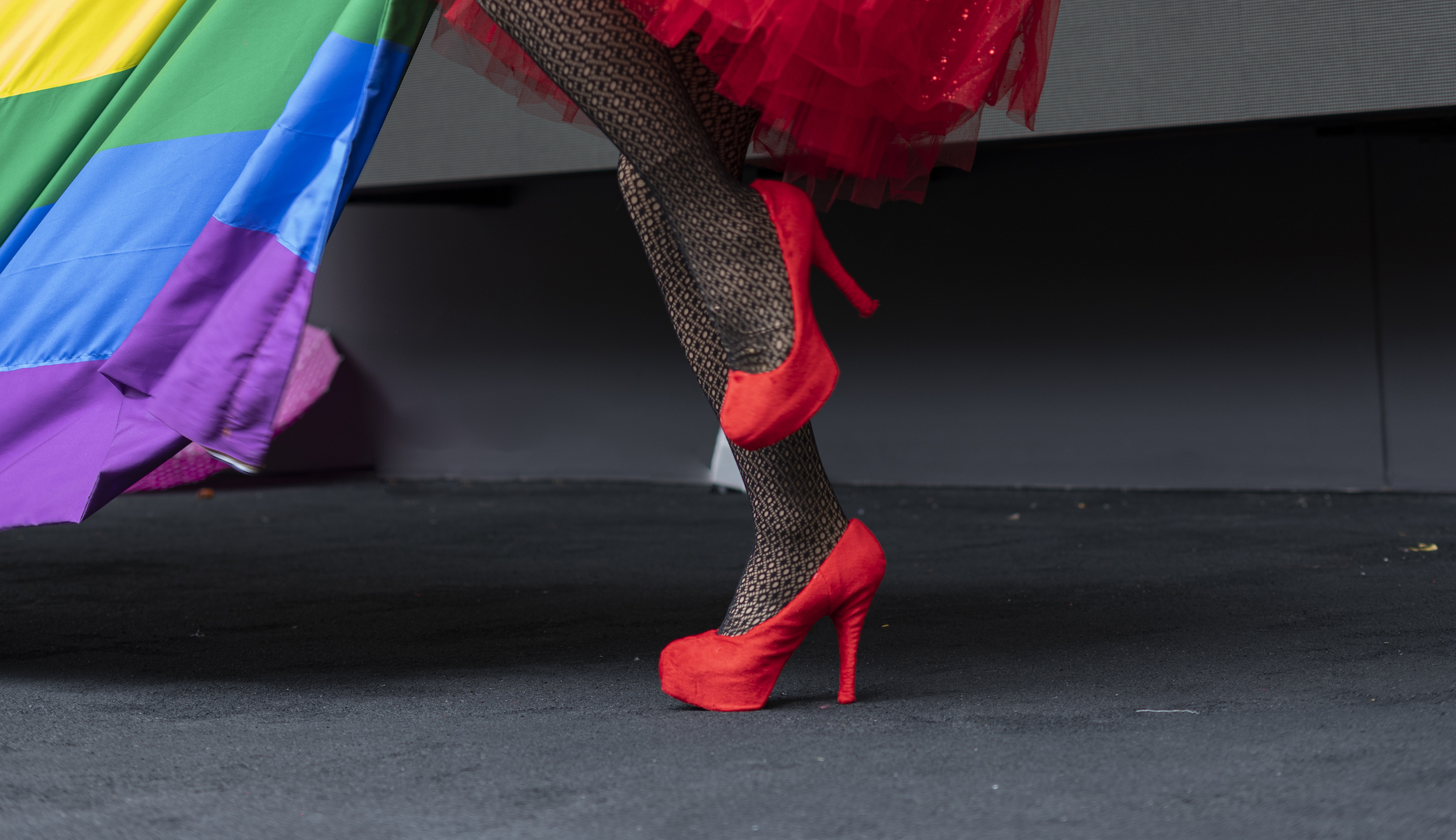 WATCH: Mother blasts woke school board while wearing drag queen outfit to make a point