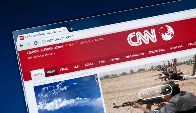 Former CNN editor who resigned over anti-Semitic tweets issues apology Close up of the CNN homepage on a web browser in 2011.