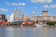 Illinois population decline over the decade equivalent to losing Naperville, Peoria combined