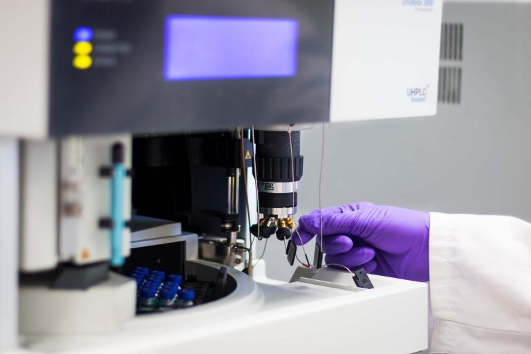 Man charged for allegedly exporting controlled lab equipment to Iran