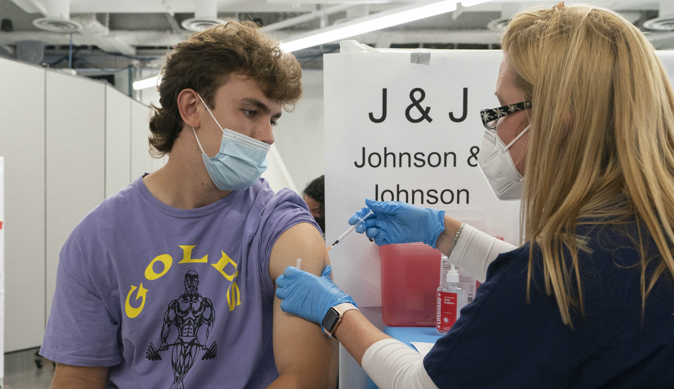 Second dose of Johnson & Johnson vaccine greatly boosted immune response, company reports