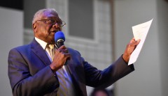 Jim Clyburn’s defense: Ilhan Omar’s experience is ‘more personal’ than Jews who had parents in the Holocaust