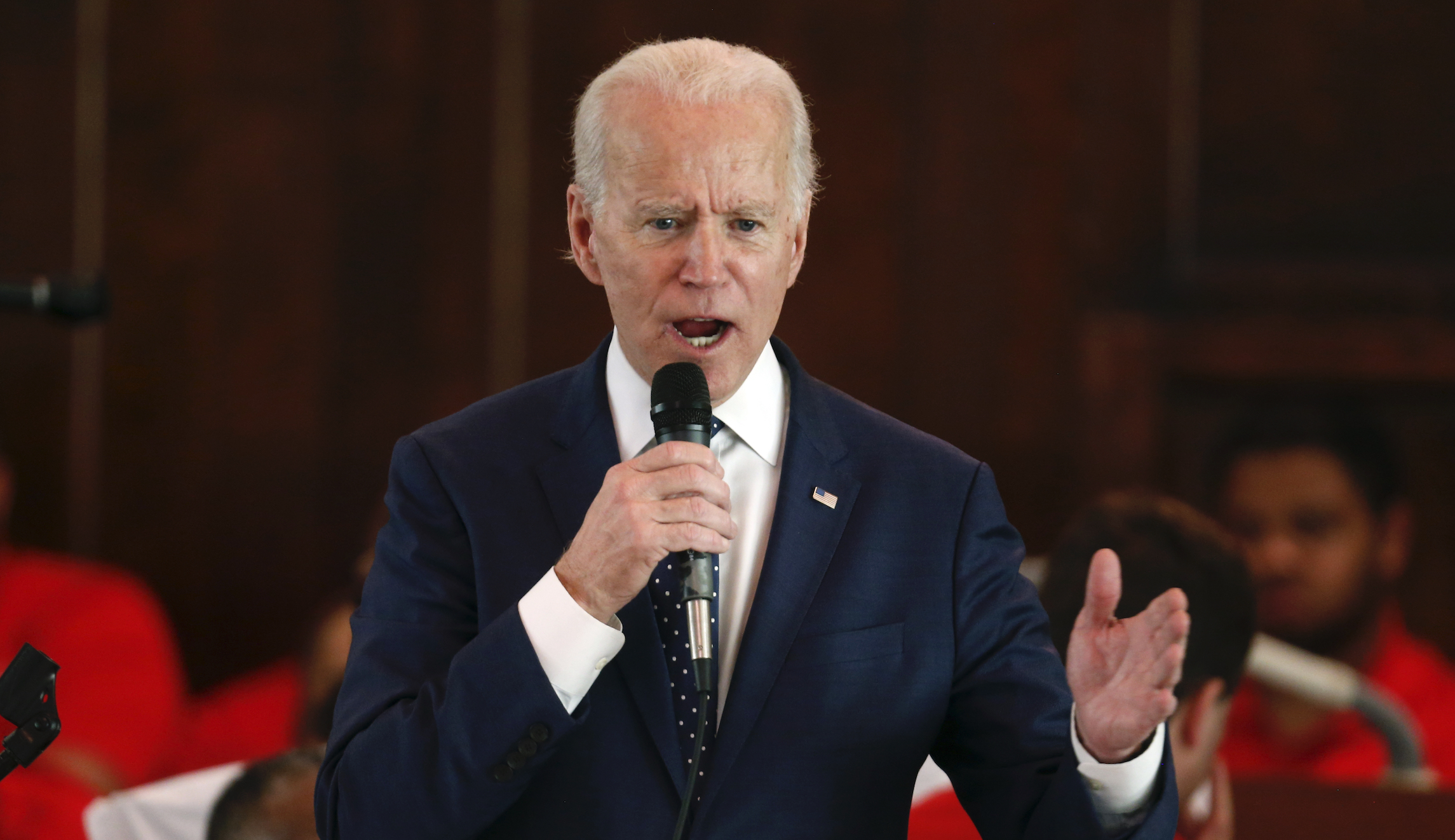 Biden calls to ease Iranian sanctions due to coronavirus outbreak