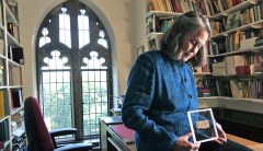 How a wife-pimping con artist tricked a Harvard divinity professor