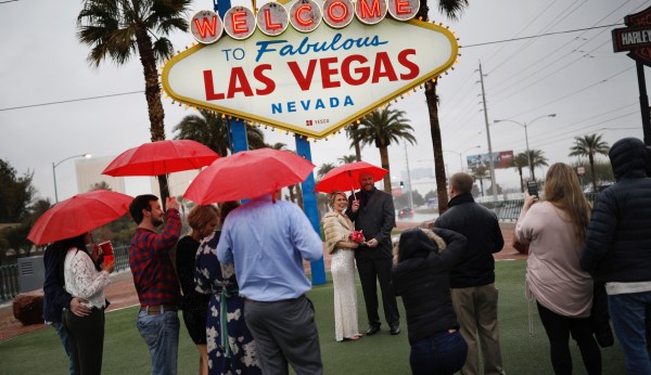 Las Vegas police capture fugitive after days on the run