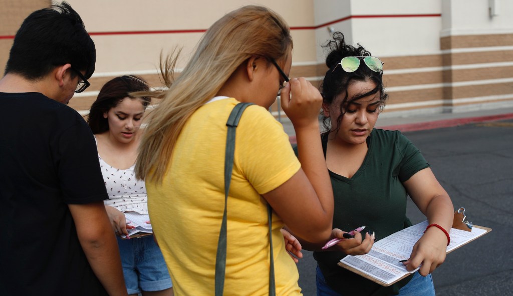 What Republicans and Democrats both get wrong about the Hispanic vote