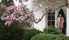 Trump’s former gatekeeper to release journalist-lashing memoir