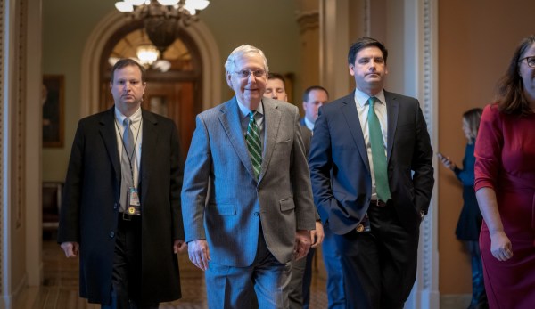 Senate resolution sets a fast pace for Trump impeachment trial