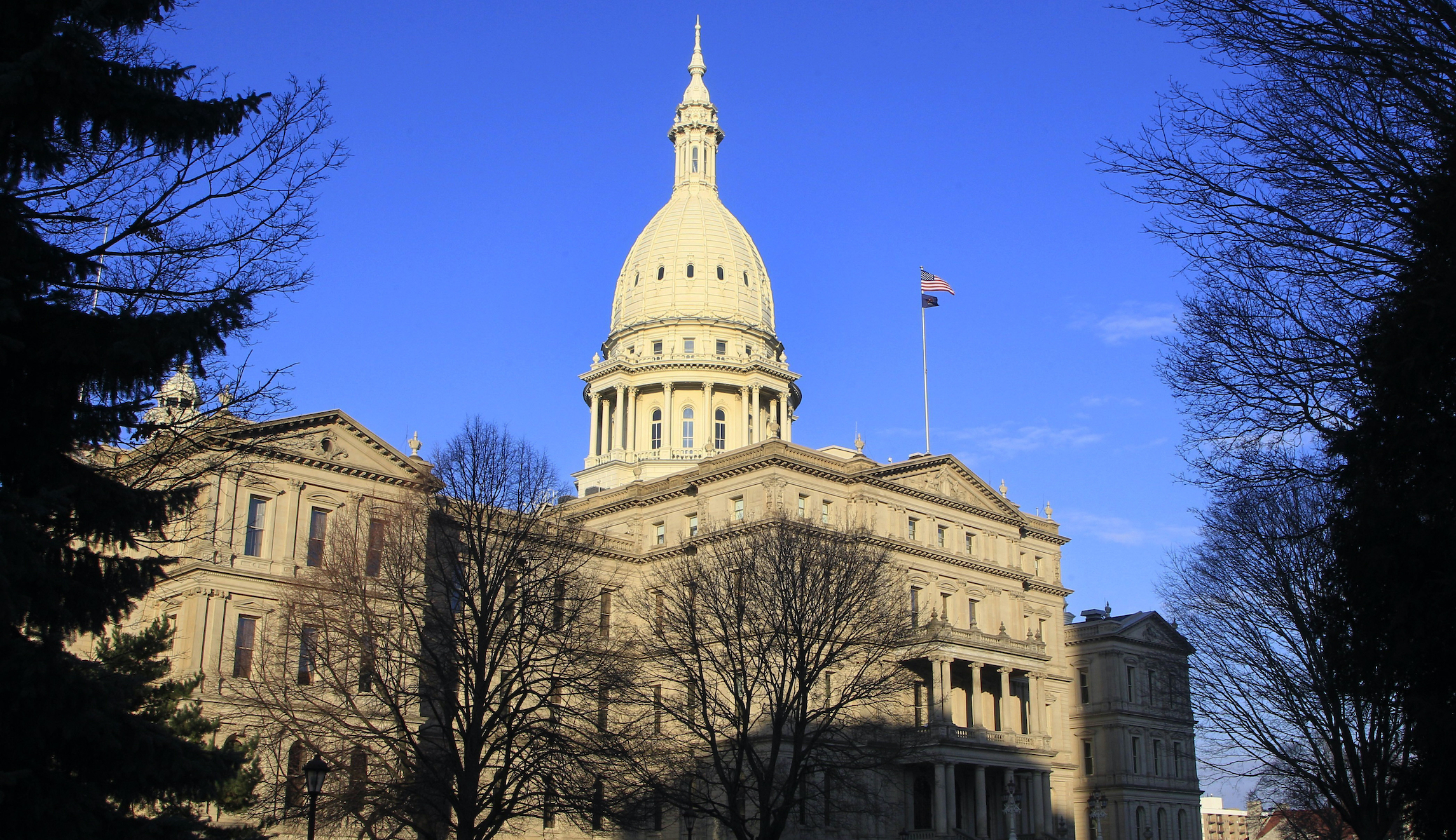 Michigan legislature passes $1 billion budget supplements