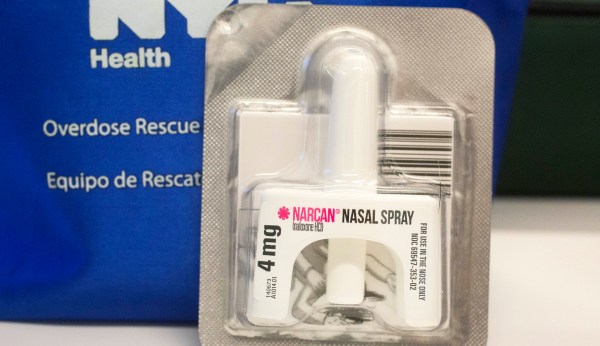 FDA considers requiring co-prescribing overdose antidote to go along with opioids