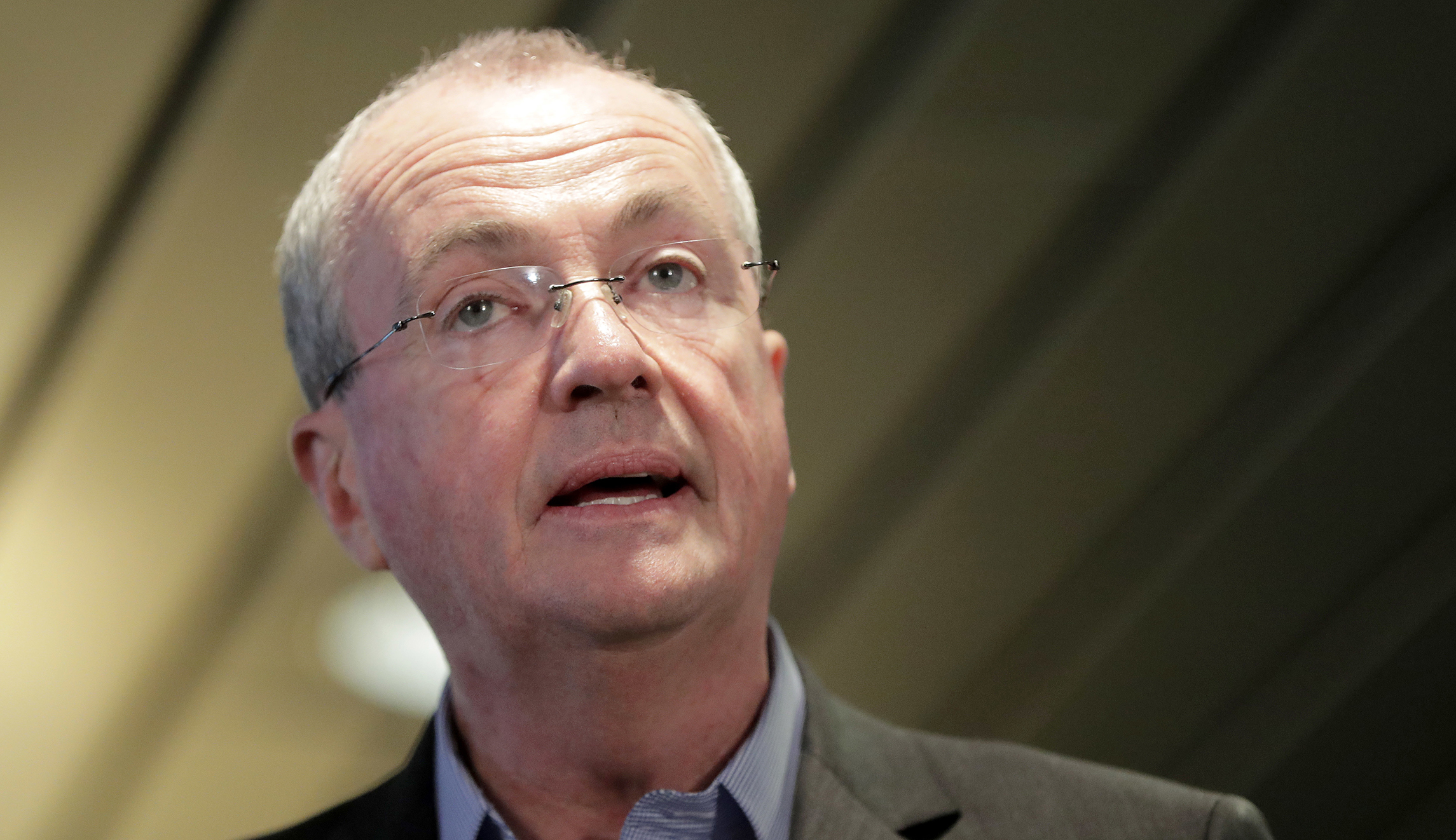 Governor praises New Jersey budget plan with $4.5B in borrowing despite report that state’s debt burden is worst in nation