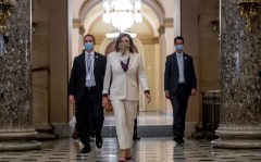 Democrats advance big budget plan that splits party
