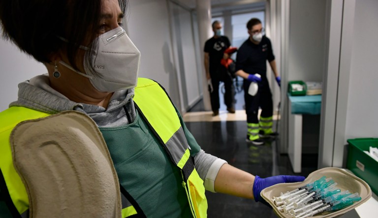 Federal government to fall short of planned 20M vaccinations before 2021