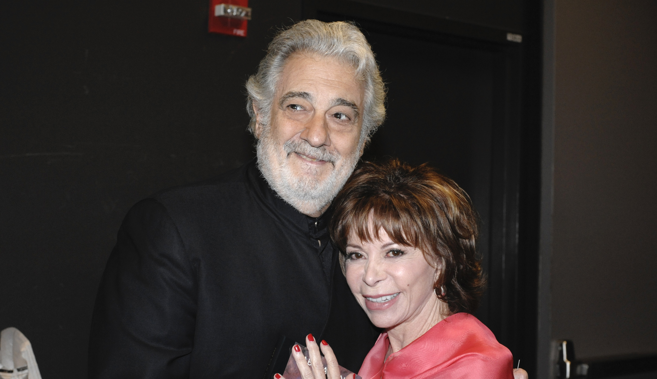 Plácido Domingo resigns from LA Opera amid sexual misconduct scandal