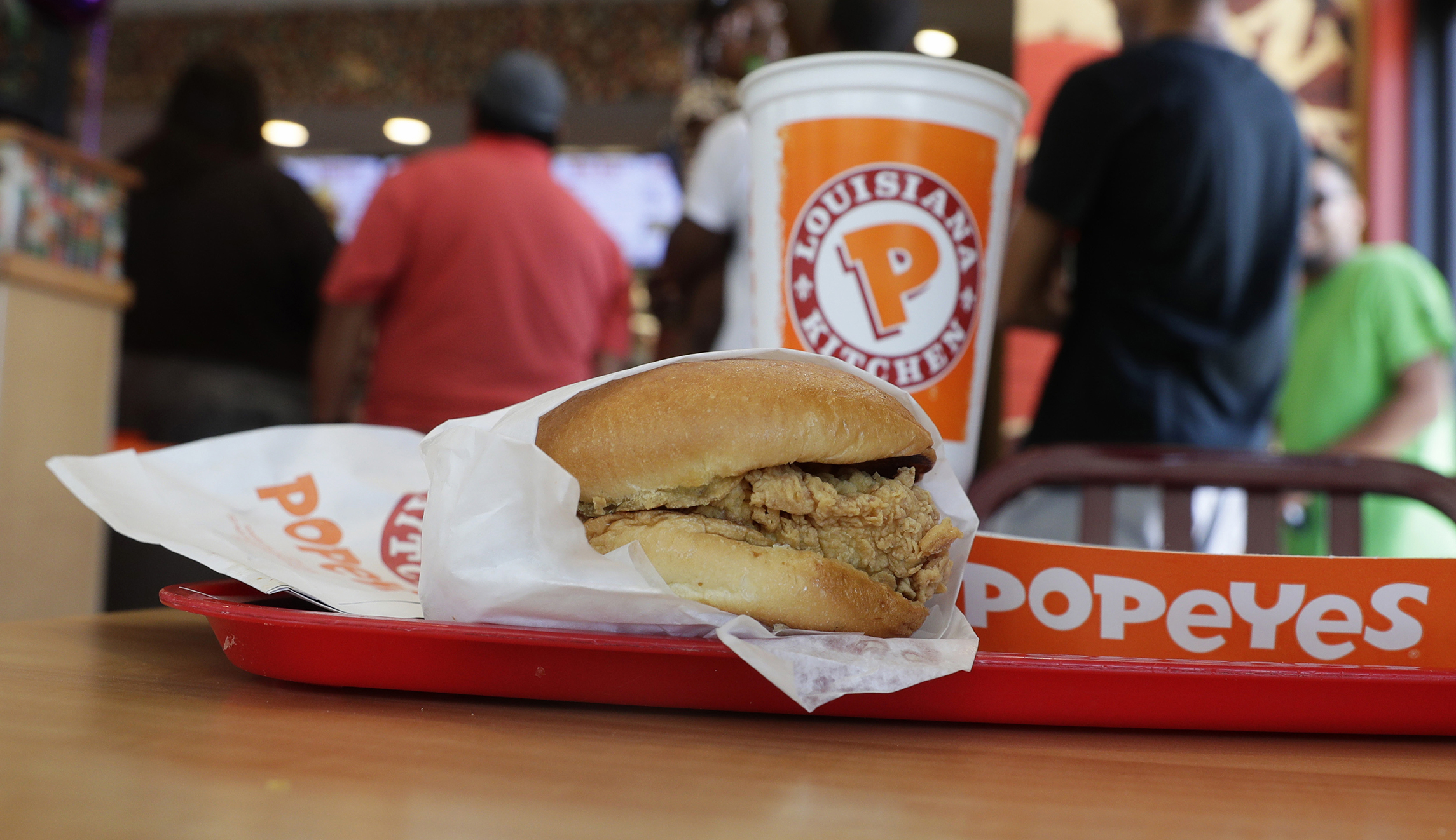 Man pulls gun after Popeyes runs out of chicken sandwiches