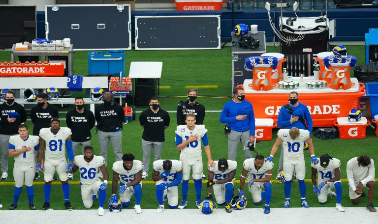NFL ratings sink amid widespread national anthem protests