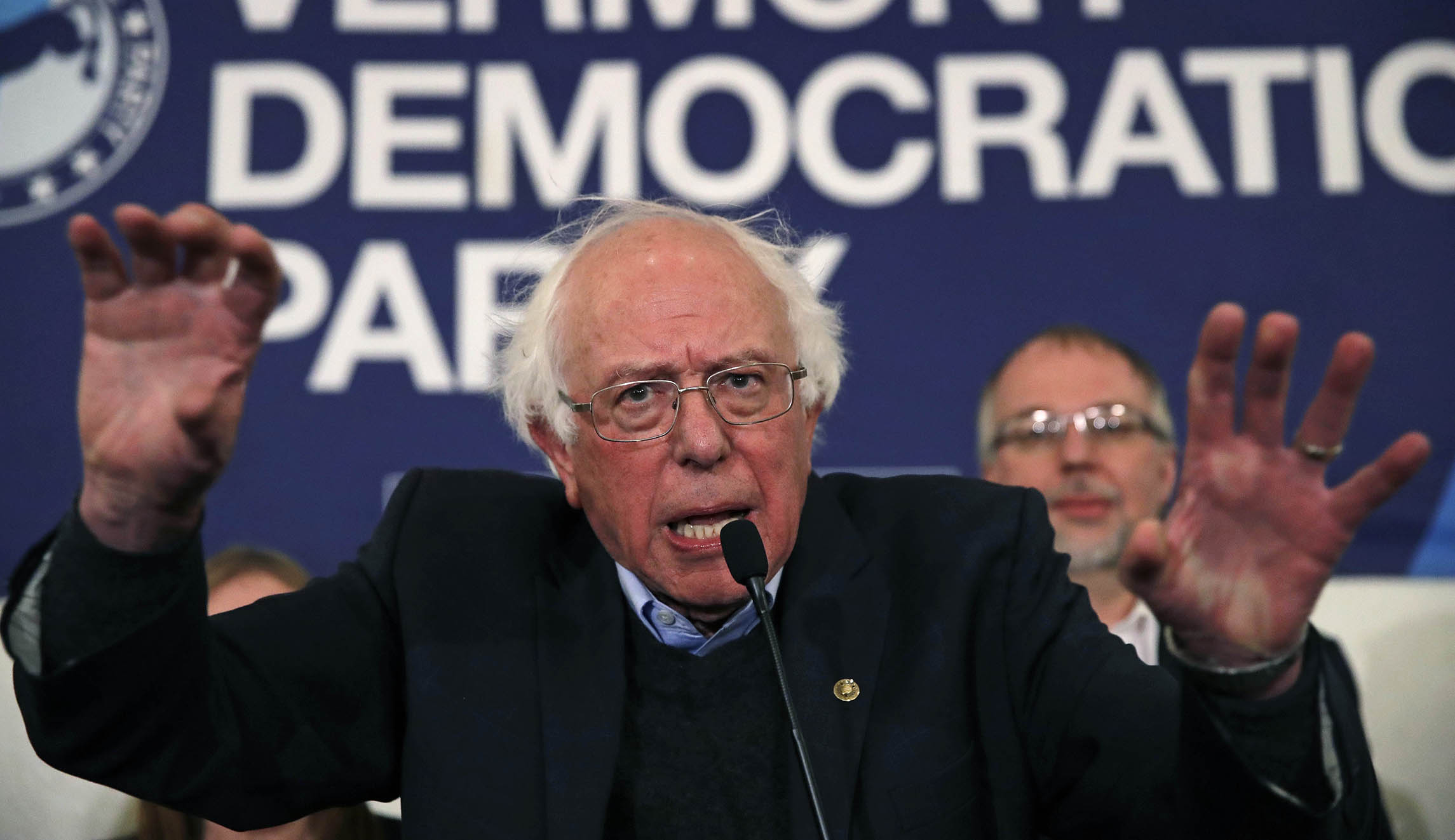 Sanders to introduce bill to force Walmart to pay $15 minimum wage