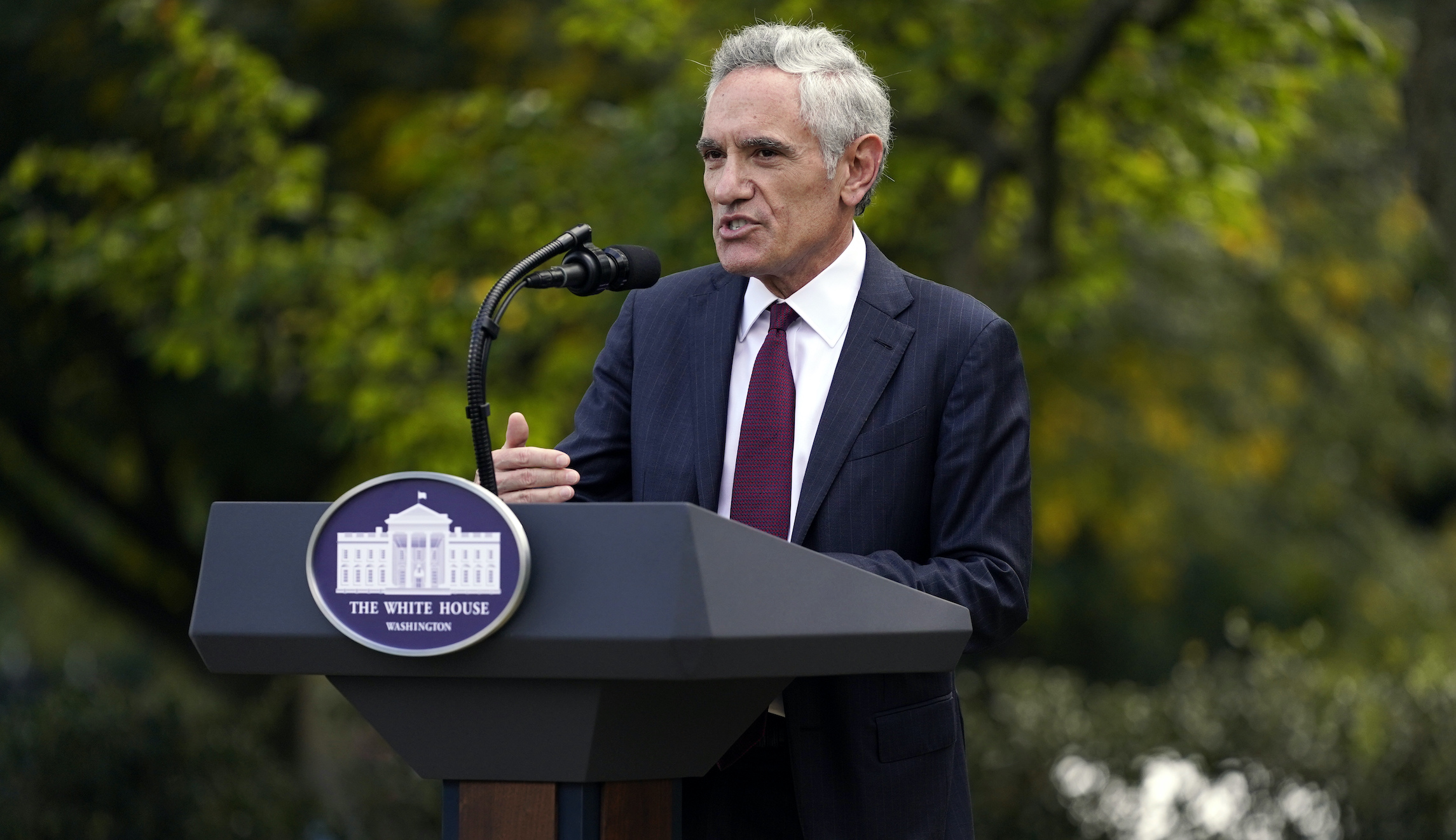 Scott Atlas resigns as Trump coronavirus adviser