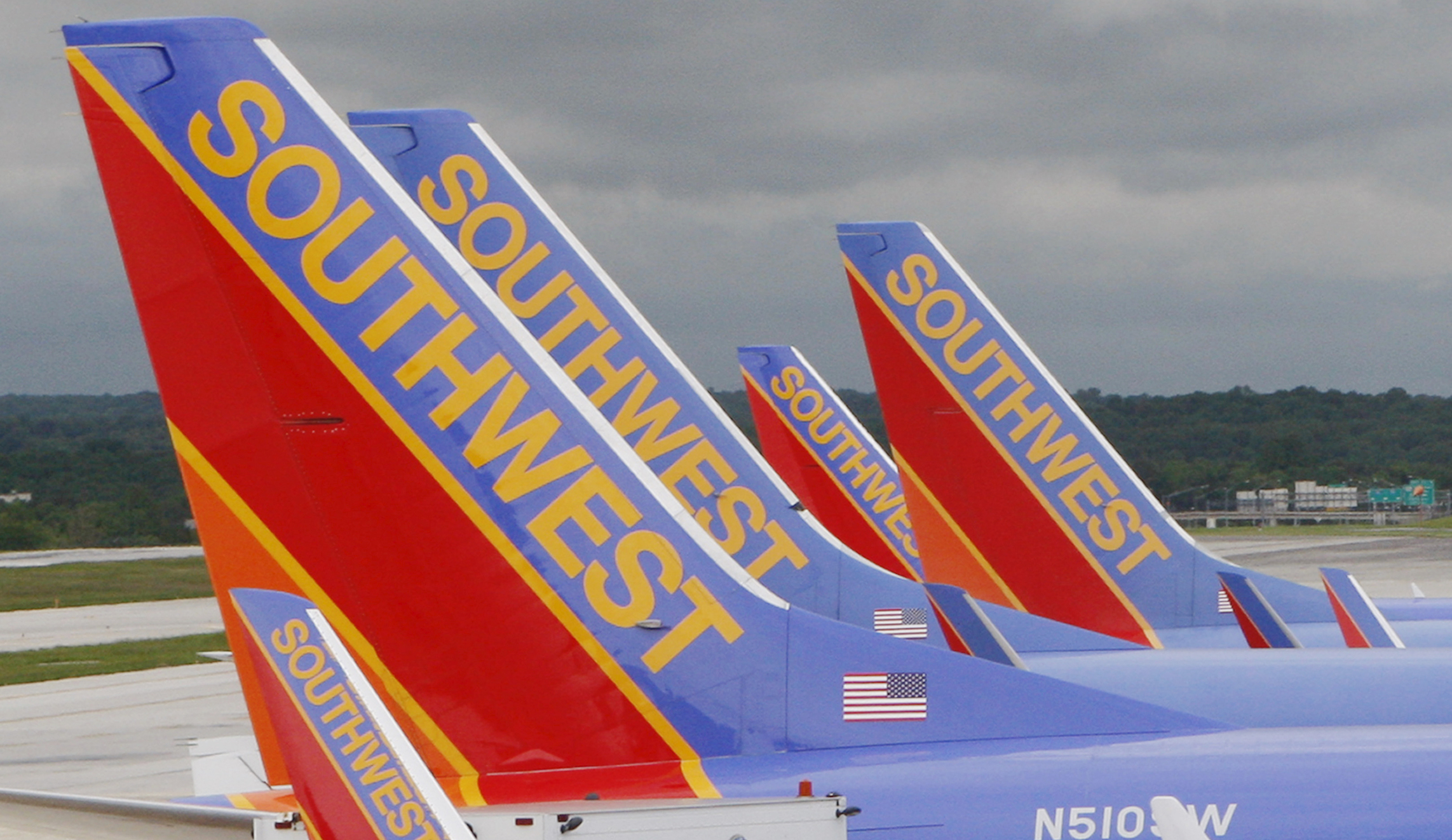 US airlines cancel more 737 Max flights