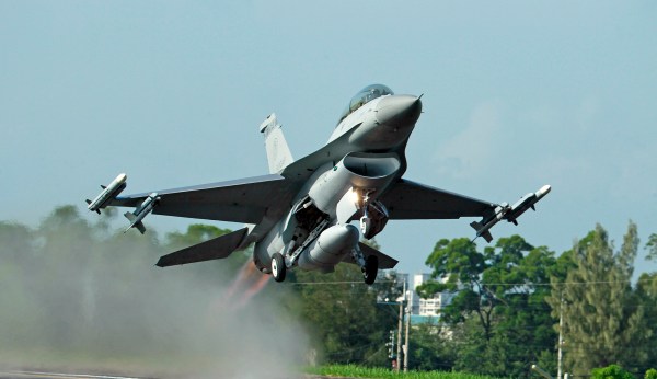 China will race to expand ’empire’ and attack Taiwan during window of opportunity, experts fear