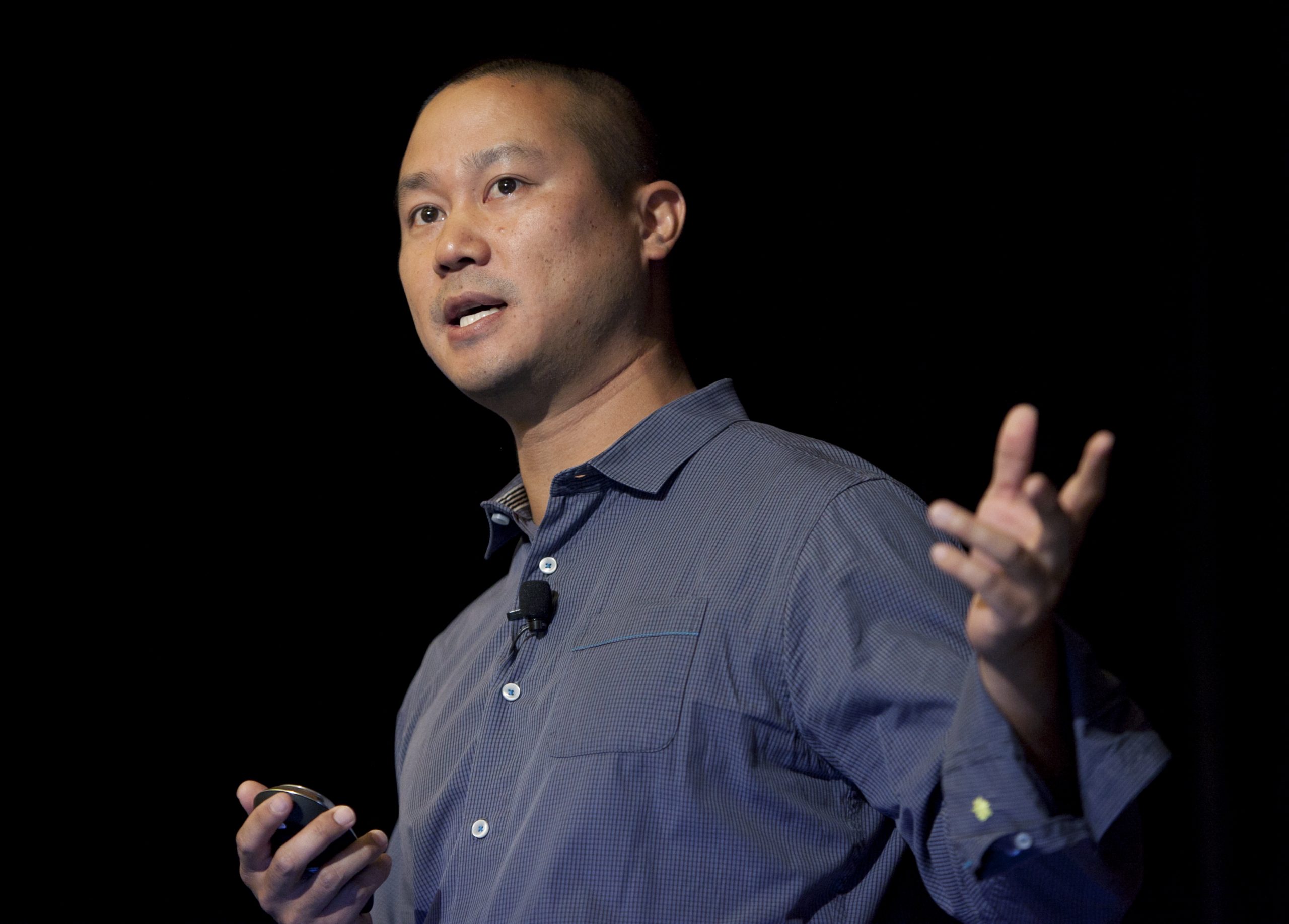 Former Zappos CEO dies at 46 after house fire